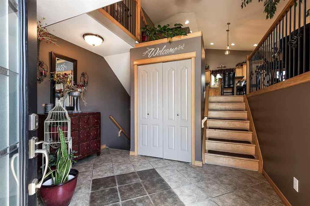 MLS® A2194081 - 306 2 Avenue E in NONE Oyen, Residential