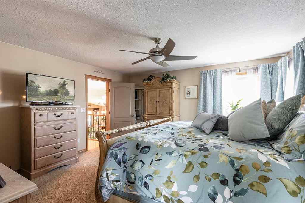 MLS® A2194081 - 306 2 Avenue E in NONE Oyen, Residential