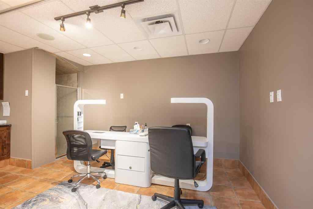 MLS® A2194244 - 123 Main Street Street  in NONE Red Deer, Commercial