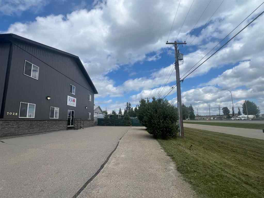 MLS® A2194331 - 7028 4 Avenue  in NONE Edson, Commercial