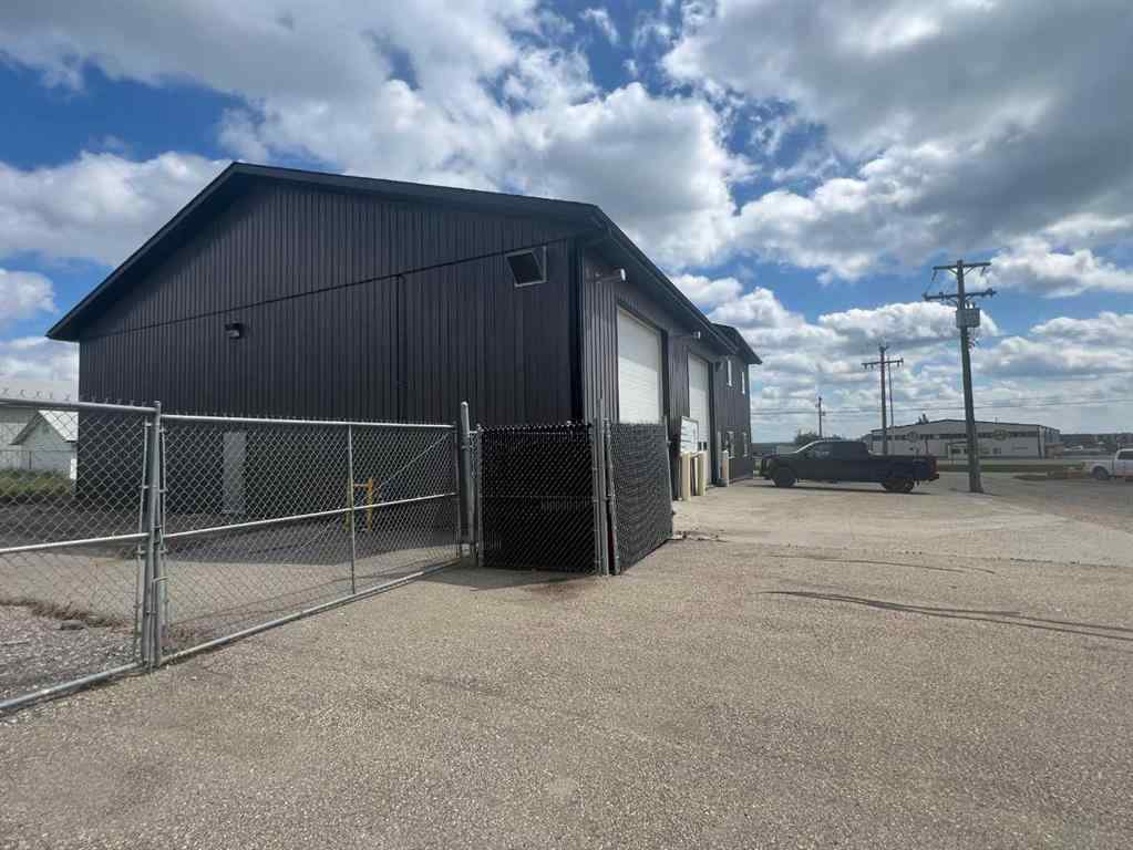 MLS® A2194331 - 7028 4 Avenue  in NONE Edson, Commercial