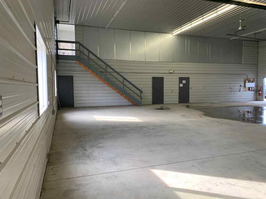MLS® A2194331 - 7028 4 Avenue  in NONE Edson, Commercial