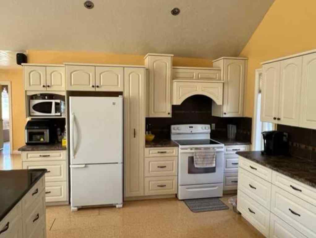 MLS® A2194370 - 158 Poplar Drive Rr   in Conklin Conklin, Residential