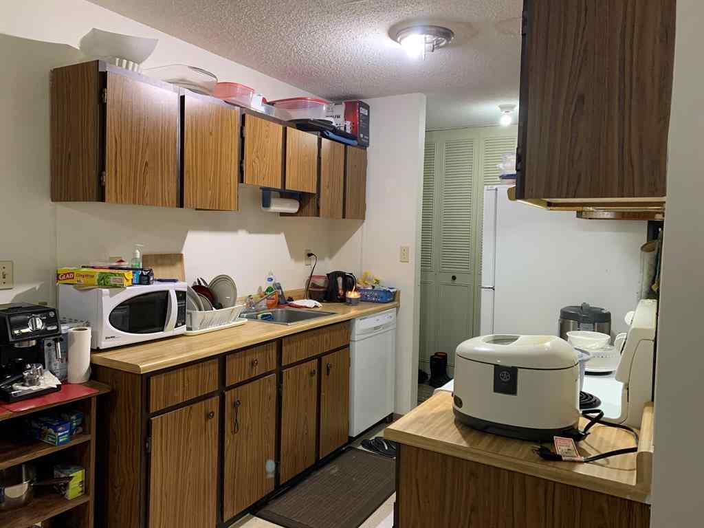 MLS® A2194460 - Unit #211 5317 5 Avenue  in Edson Edson, Residential