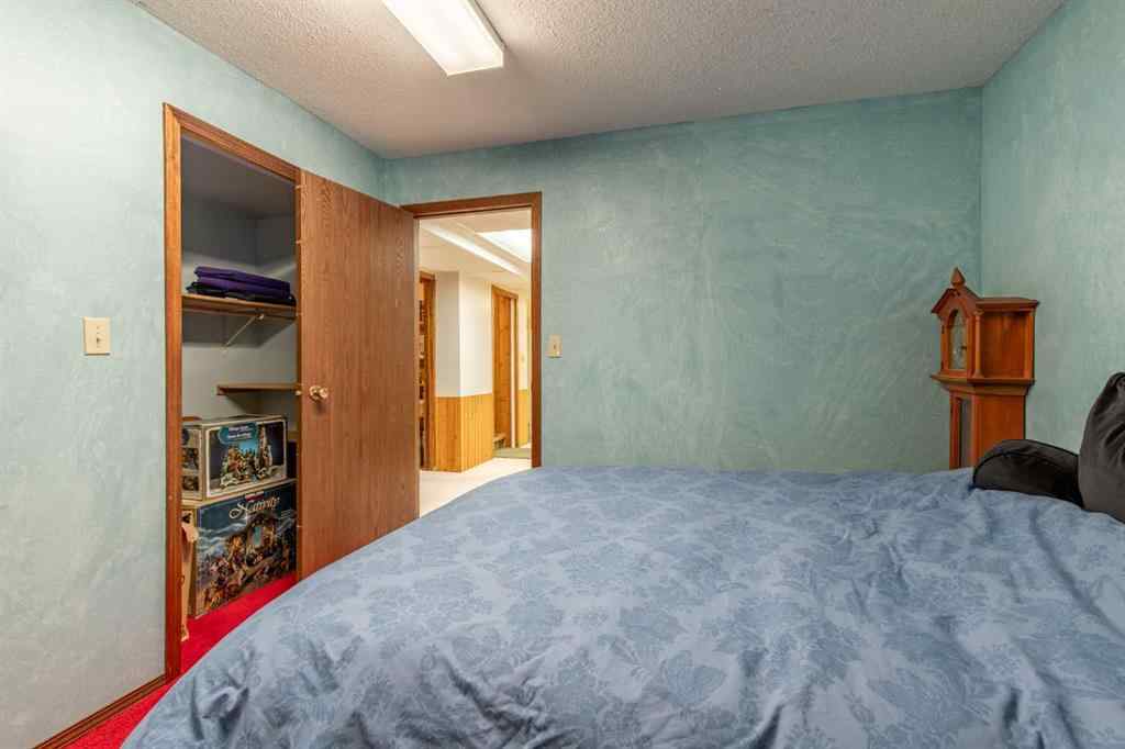 MLS® A2194572 - 12 Fairway Crescent  in NONE Foremost, Residential
