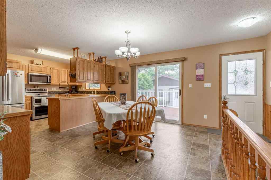 MLS® A2194572 - 12 Fairway Crescent  in NONE Foremost, Residential