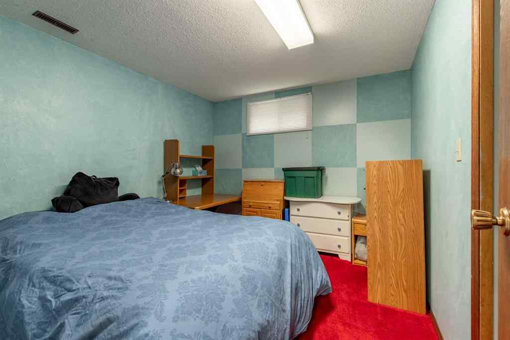 MLS® A2194572 - 12 Fairway Crescent  in NONE Foremost, Residential