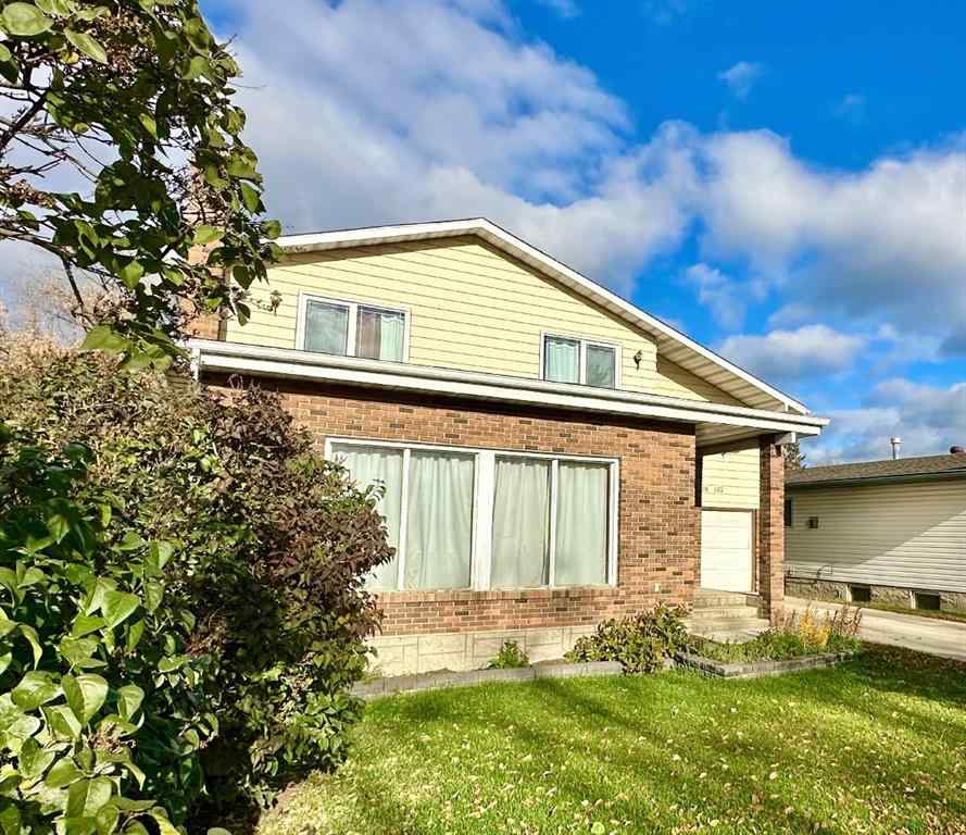 MLS® A2194599 - 10016 102 Avenue  in Lac La Biche Lac La Biche, Residential