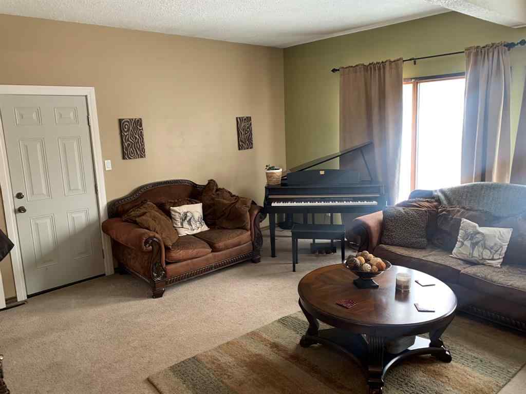 MLS® A2194599 - 10016 102 Avenue  in Lac La Biche Lac La Biche, Residential