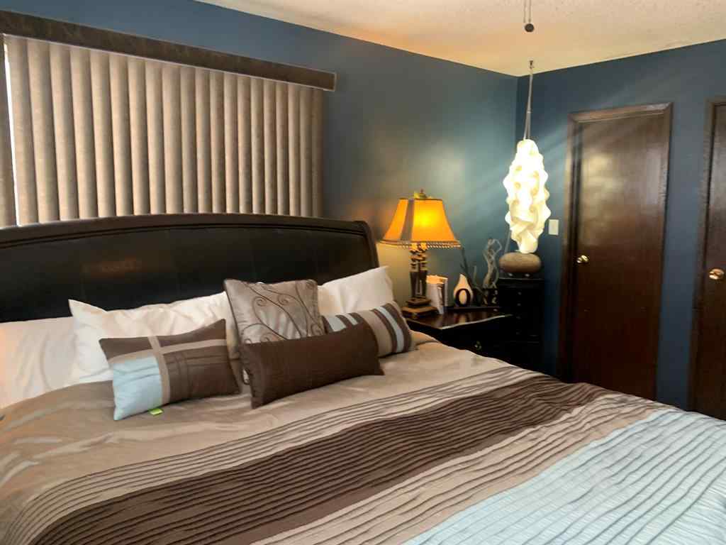 MLS® A2194599 - 10016 102 Avenue  in Lac La Biche Lac La Biche, Residential