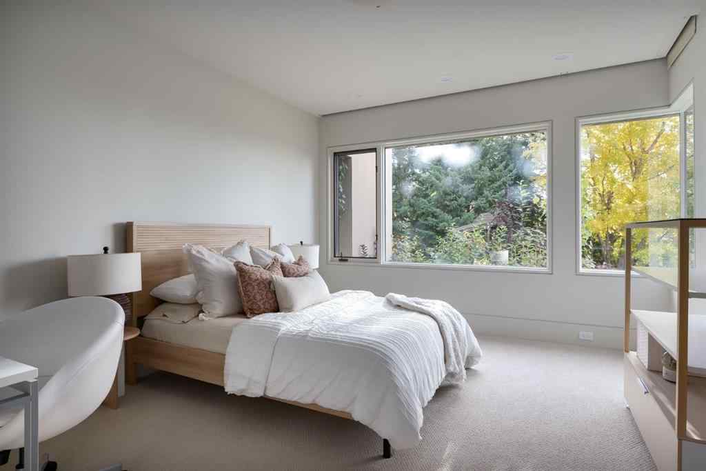 MLS® A2194811 - 25102 Lower Springbank Road  in Springbank Rural Rocky View County, Residential