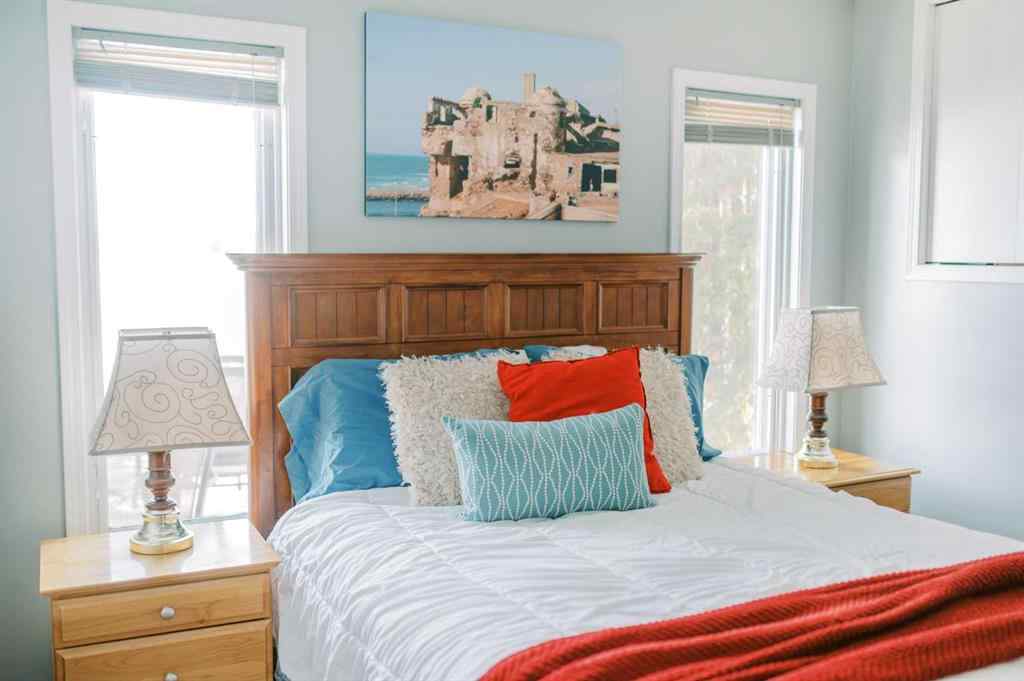 MLS® A2194867 - 19 Sands Street  in NONE Rochon Sands, Residential