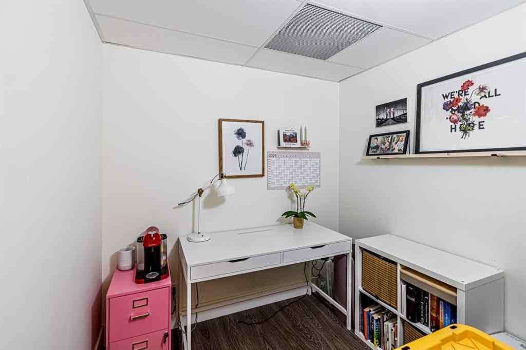 MLS® A2194934 - Unit #107 3320 3 Avenue NW in Parkdale Calgary, Residential