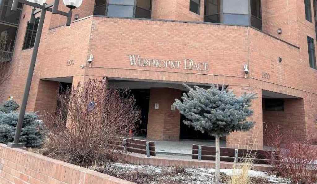 MLS® A2195132 - Unit #201 1100 8 Avenue SW in Downtown West End Calgary, Commercial