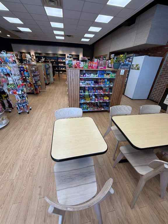 MLS® A2195135 -     in  Ponoka, Commercial