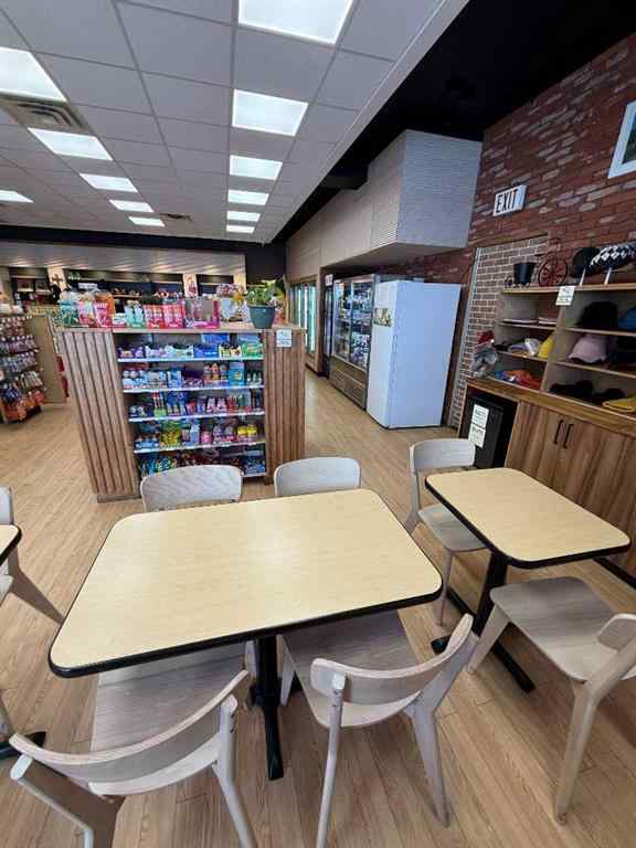 MLS® A2195135 -     in  Ponoka, Commercial