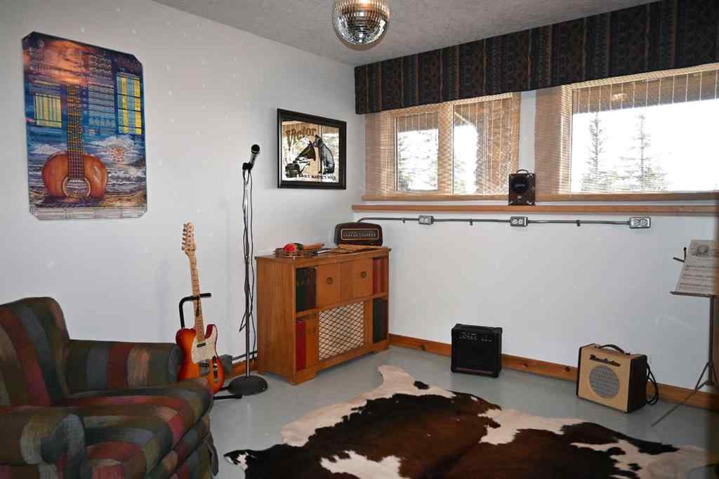 MLS® A2195197 - 8416 RGE RD 1-3   in NONE Rural Pincher Creek No. 9, M.D. of, Residential