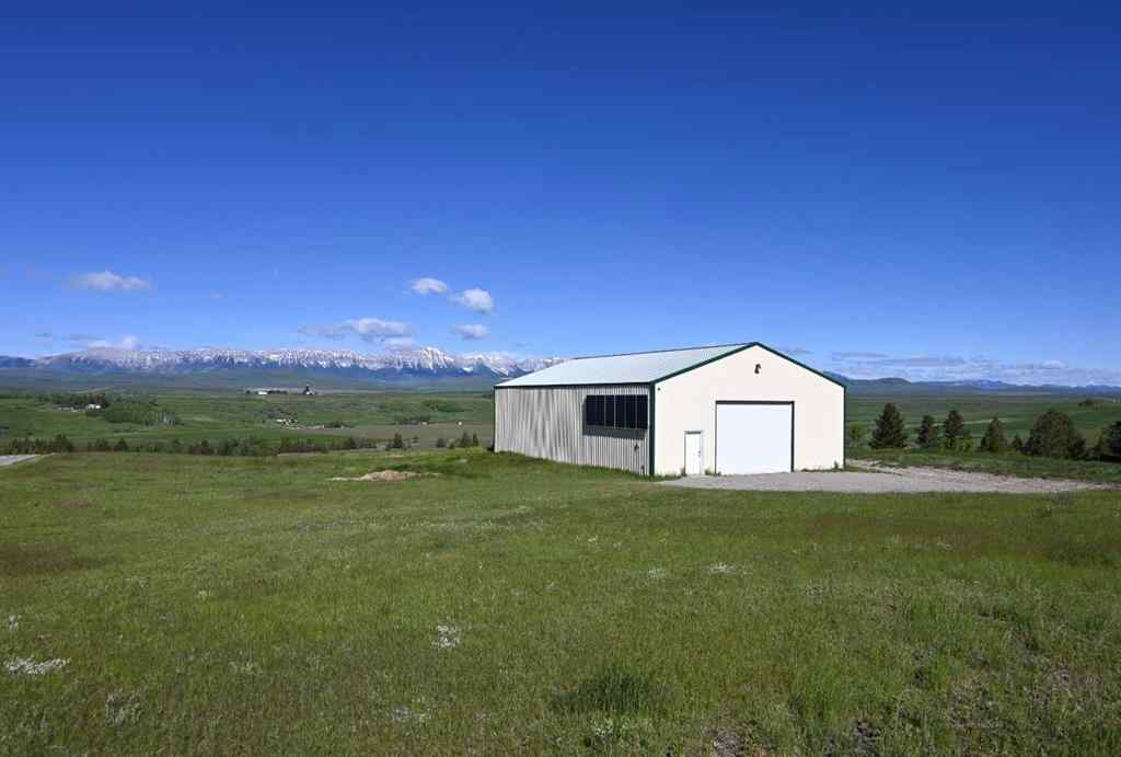MLS® A2195197 - 8416 RGE RD 1-3   in NONE Rural Pincher Creek No. 9, M.D. of, Residential