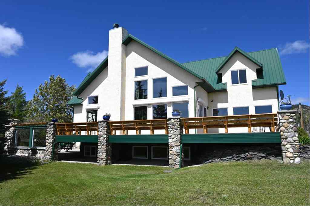 MLS® A2195197 - 8416 RGE RD 1-3   in NONE Rural Pincher Creek No. 9, M.D. of, Residential