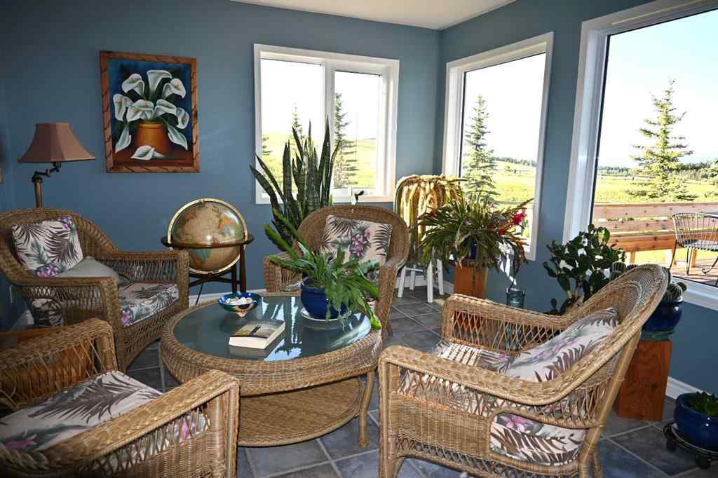 MLS® A2195197 - 8416 RGE RD 1-3   in NONE Rural Pincher Creek No. 9, M.D. of, Residential