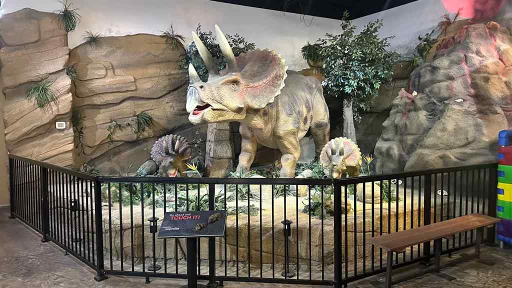 MLS® A2195263 - 1381 Dinosaur Trail N in NONE Drumheller, Commercial