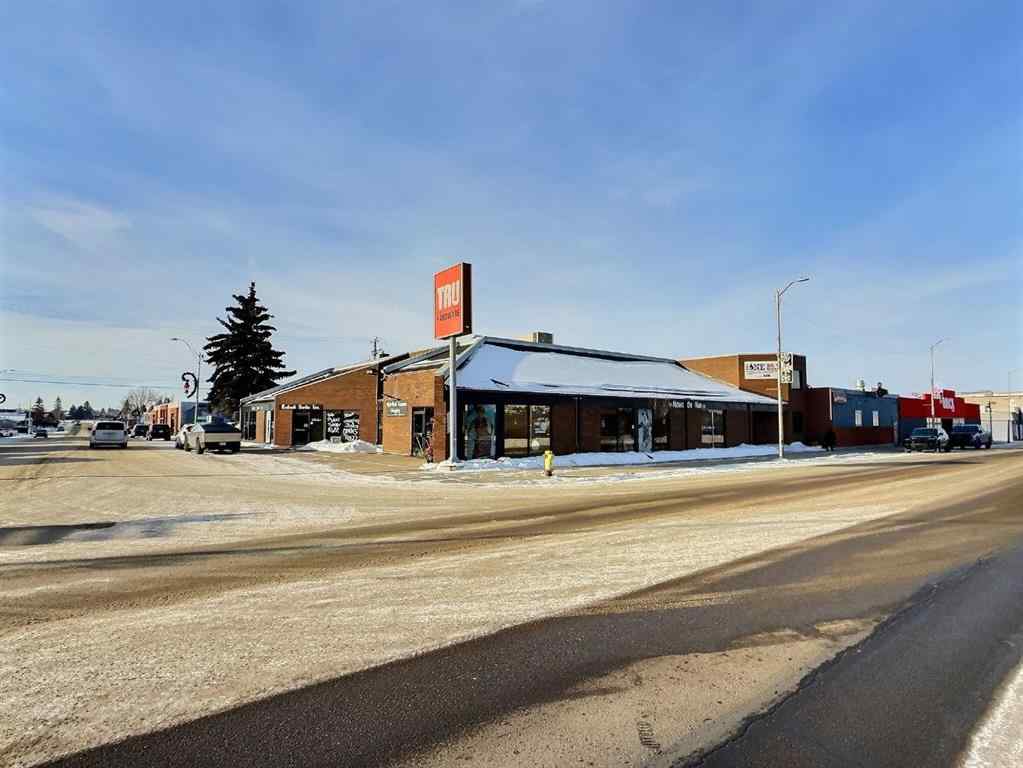 MLS® A2195449 - 4804 50th Street   in Central Ponoka Ponoka, Commercial