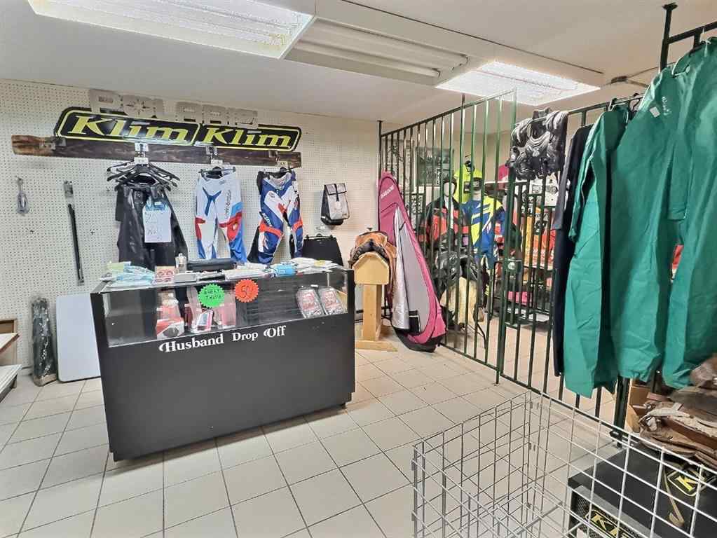 MLS® A2195449 - 4804 50th Street   in Central Ponoka Ponoka, Commercial
