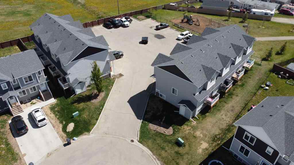 MLS® A2195843 - 9503 112 Avenue  in NONE Clairmont, Multi-Family