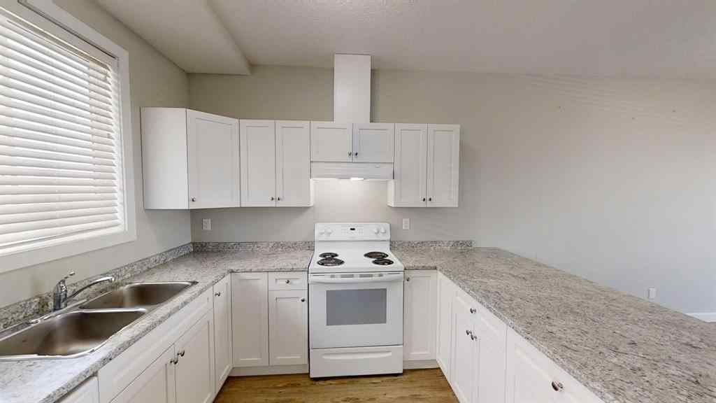 MLS® A2195843 - 9503 112 Avenue  in NONE Clairmont, Multi-Family