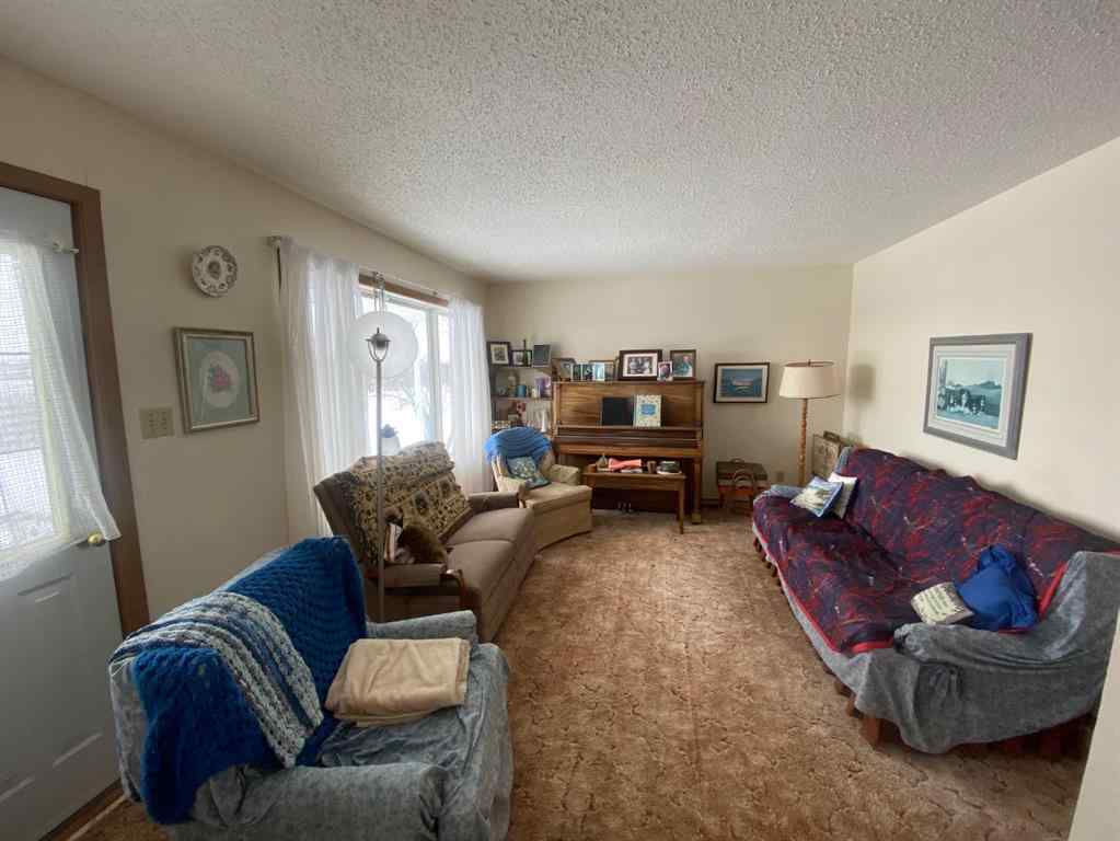MLS® A2196008 - 31303 range rd 143 Road  in NONE Rural Special Areas No. 2, Residential