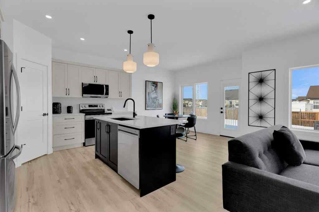 MLS® A2196072 - 74 Palmer Circle  in Panorama Estates Blackfalds, Residential