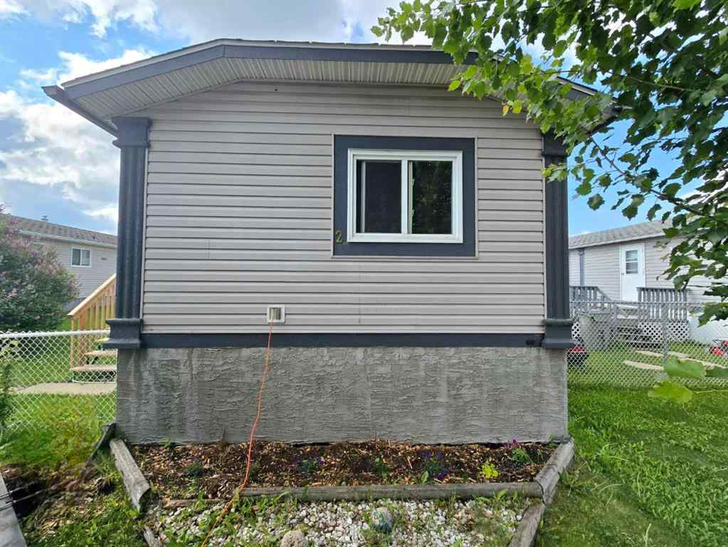 MLS® A2196084 - 27 Henke Place  in NONE Whitecourt, Mobile
