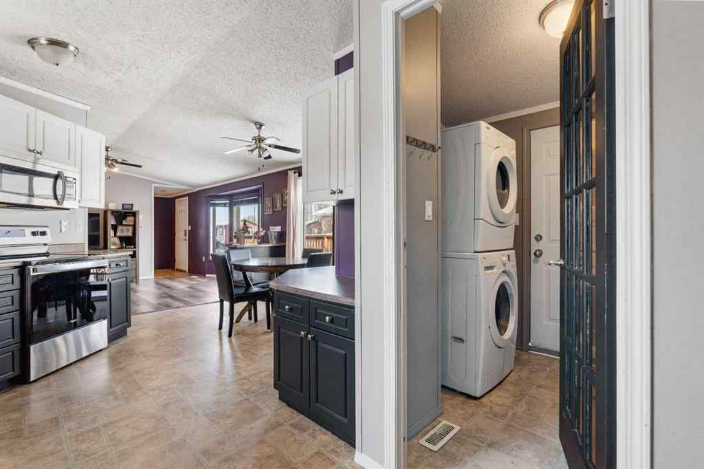 MLS® A2196084 - 27 Henke Place  in NONE Whitecourt, Mobile