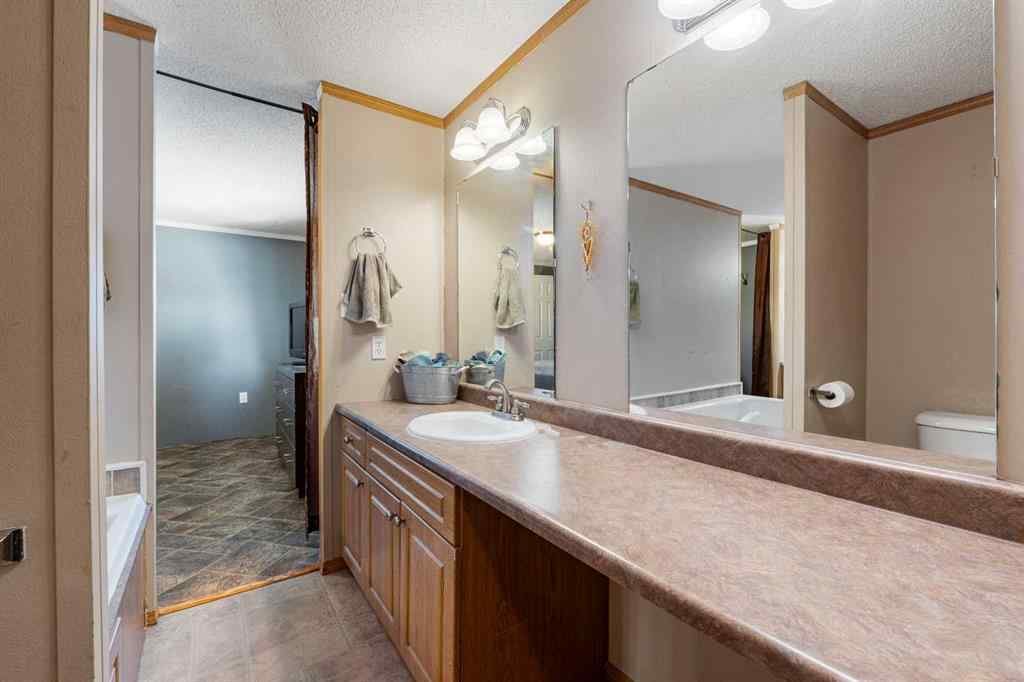 MLS® A2196084 - 27 Henke Place  in NONE Whitecourt, Mobile