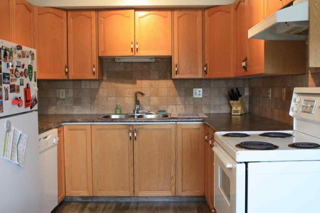 MLS® A2196130 - 9104A 94 Ave   in Lac La Biche Lac La Biche, Residential