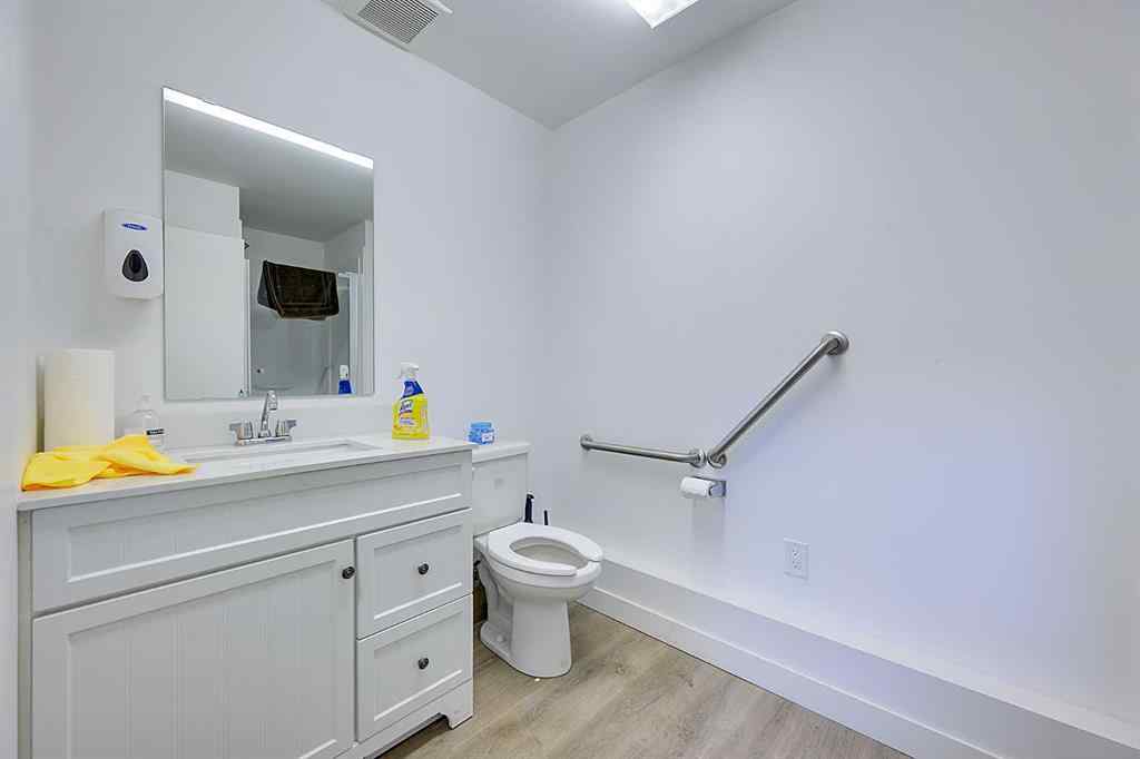 MLS® A2196165 - 105 303A Larch Close  in Piper Creek Business Park Rural Red Deer County, Commercial