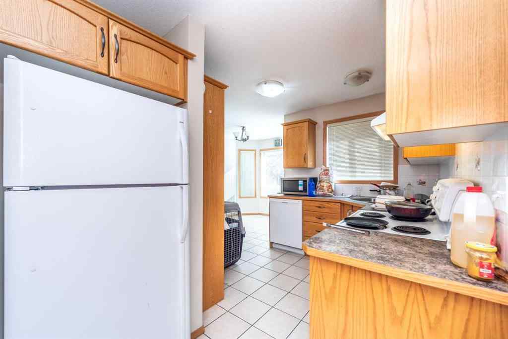 MLS® A2196177 - 3011 12 Avenue SW in Shaganappi Calgary, Residential