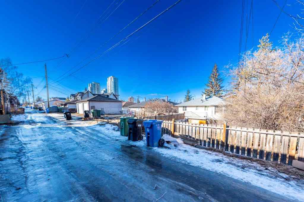MLS® A2196177 - 3011 12 Avenue SW in Shaganappi Calgary, Residential