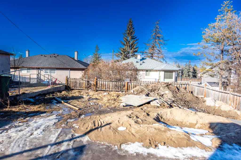 MLS® A2196177 - 3011 12 Avenue SW in Shaganappi Calgary, Residential