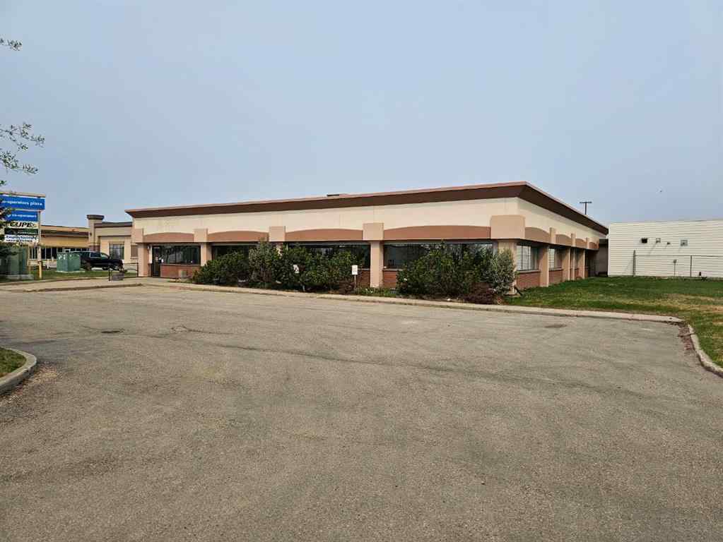 MLS® A2196373 - 10070 117 Avenue  in Northridge Grande Prairie, Commercial