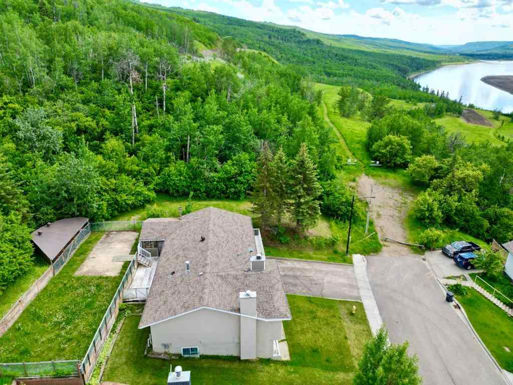 MLS® A2196377 - 11719 103 Street  in South End Peace River, Residential