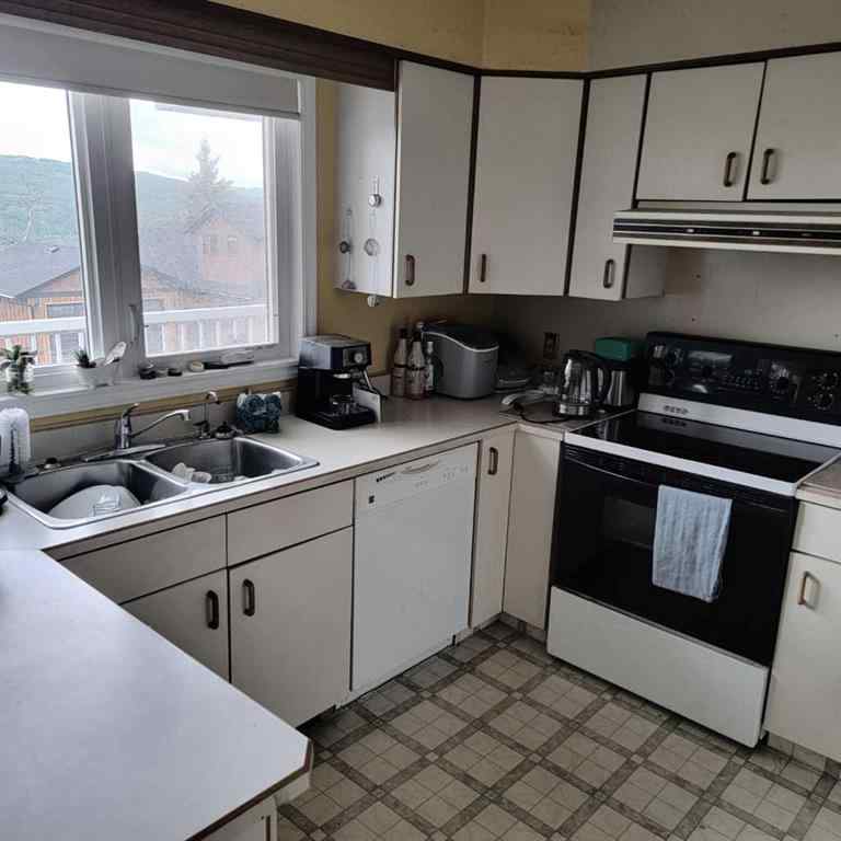 MLS® A2196377 - 11719 103 Street  in South End Peace River, Residential