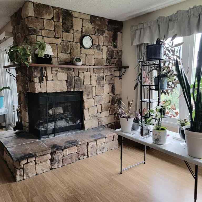 MLS® A2196377 - 11719 103 Street  in South End Peace River, Residential
