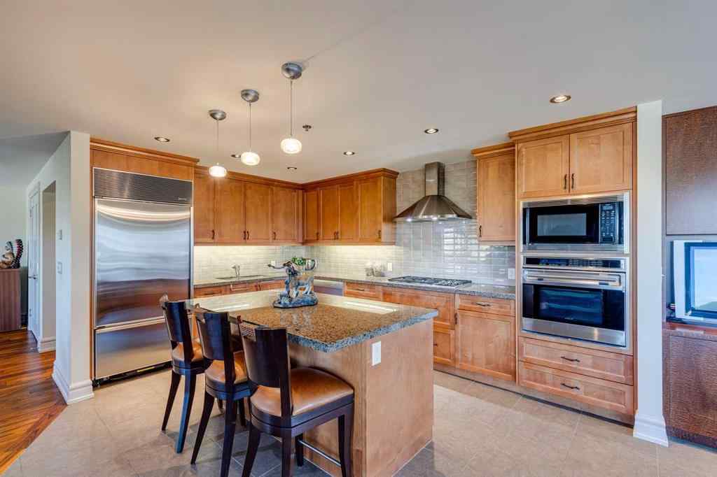 MLS® A2196409 - Unit #702 600 Princeton Way SW in Eau Claire Calgary, Residential