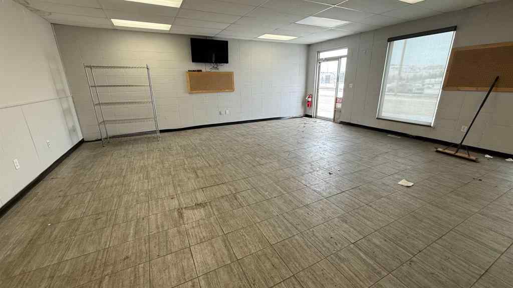 MLS® A2196429 - 1121D & 1131C South Railway Avenue  in Downtown Drumheller Drumheller, Commercial