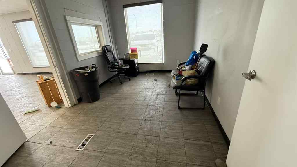 MLS® A2196430 - 1121D & 1131C South Railway Avenue  in Downtown Drumheller Drumheller, Commercial