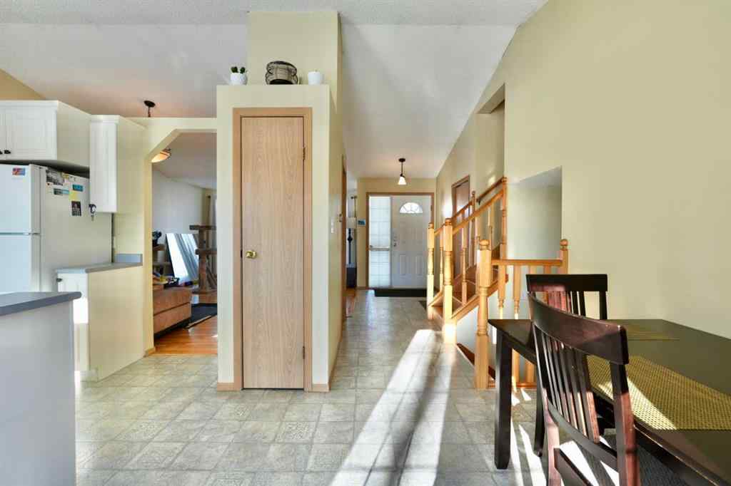 MLS® A2196477 - 12717 92 Street  in Shaftesbury Estates Peace River, Residential