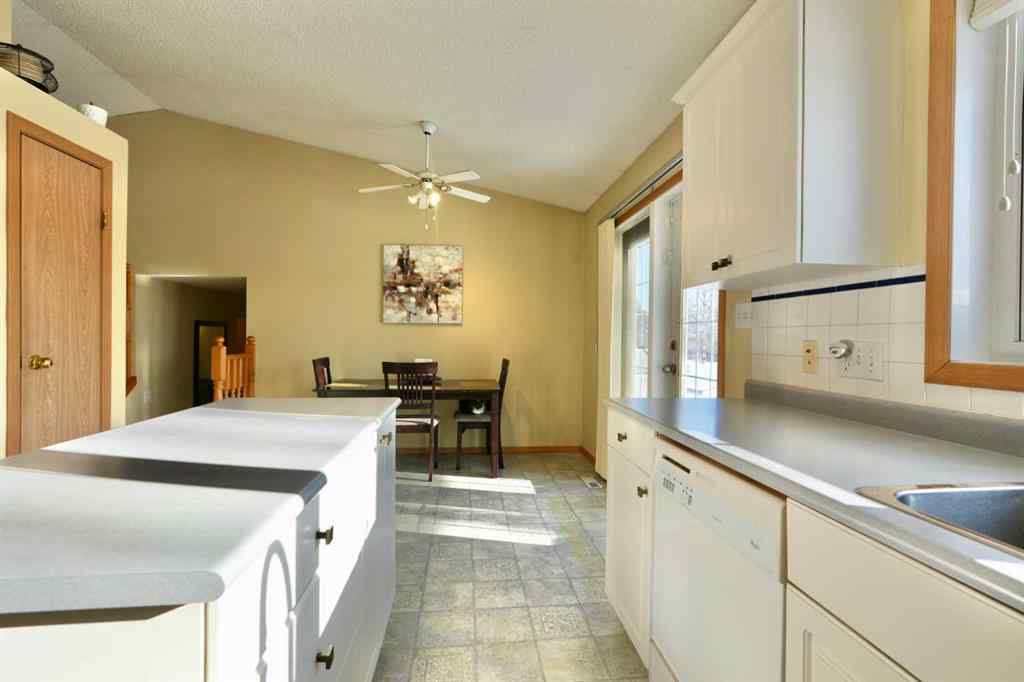 MLS® A2196477 - 12717 92 Street  in Shaftesbury Estates Peace River, Residential