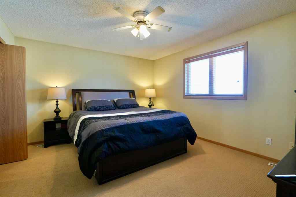 MLS® A2196477 - 12717 92 Street  in Shaftesbury Estates Peace River, Residential