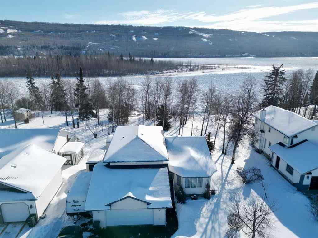 MLS® A2196477 - 12717 92 Street  in Shaftesbury Estates Peace River, Residential